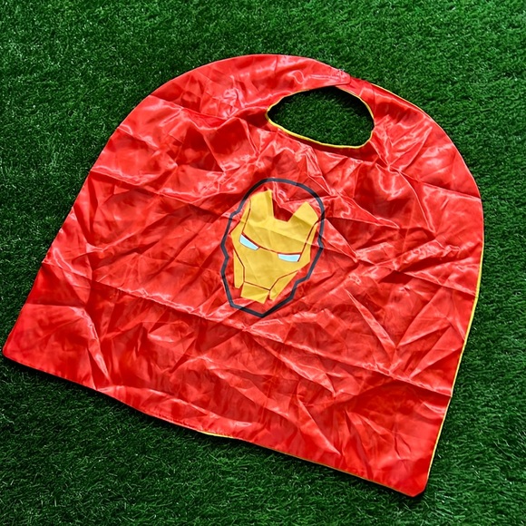 Super Hero Cape - Picture 1 of 5